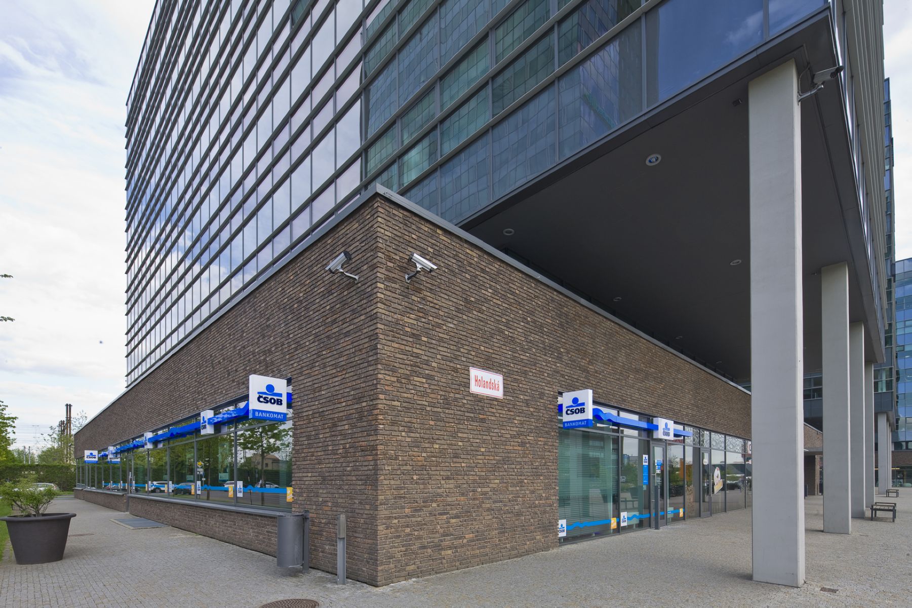 ČSOB Holandská, Brno